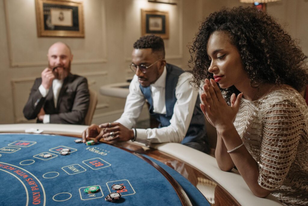 Why Are Online Slots Becoming the Go-To Choice for Digital Gamers?